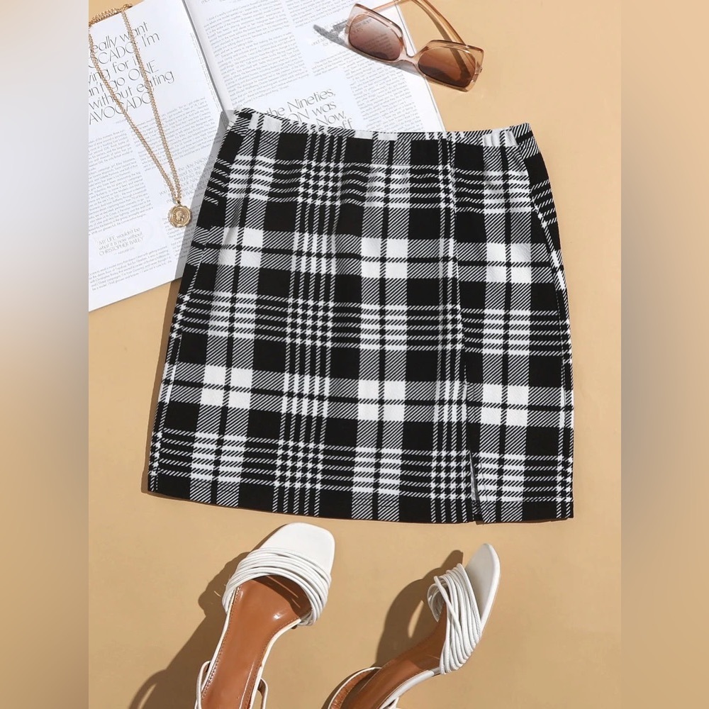 Vintage skirt black and white tartan plaid wrap style xs/s mini